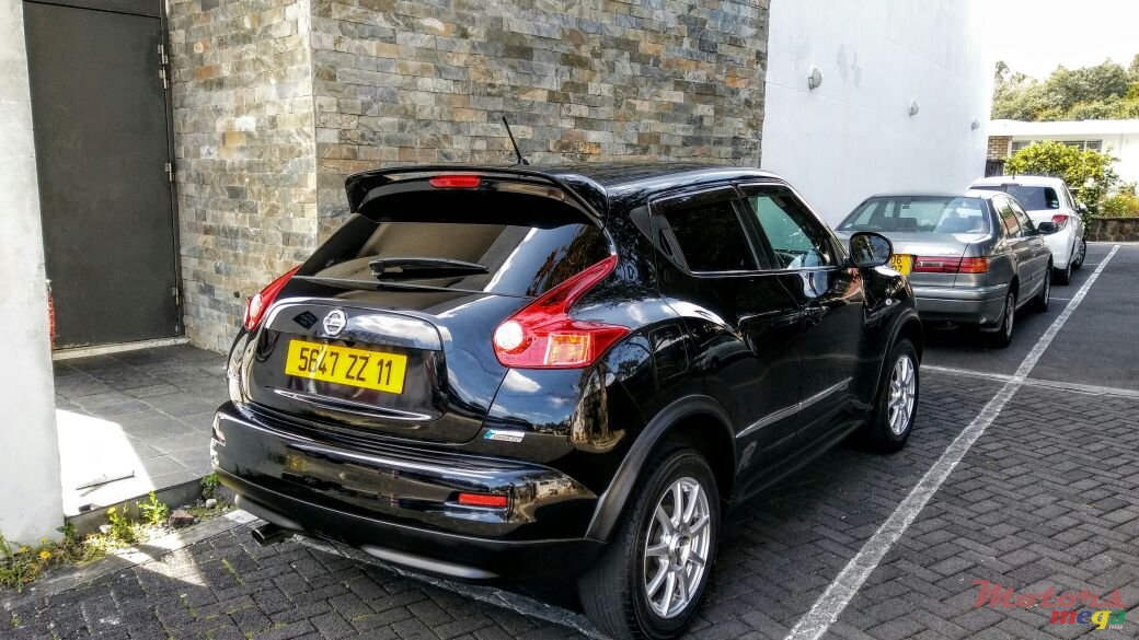 2011' Nissan Juke photo #6
