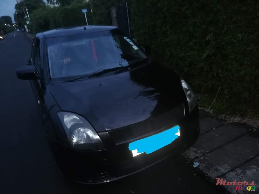 2008' Suzuki Swift photo #1