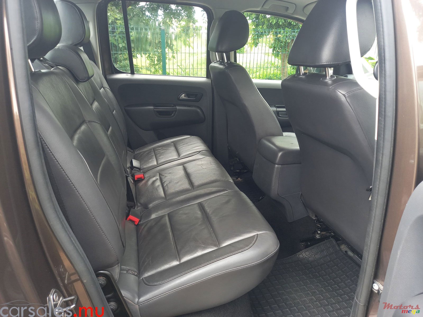 2013' Volkswagen Amarok 2.0 TDI 4x4 photo #6