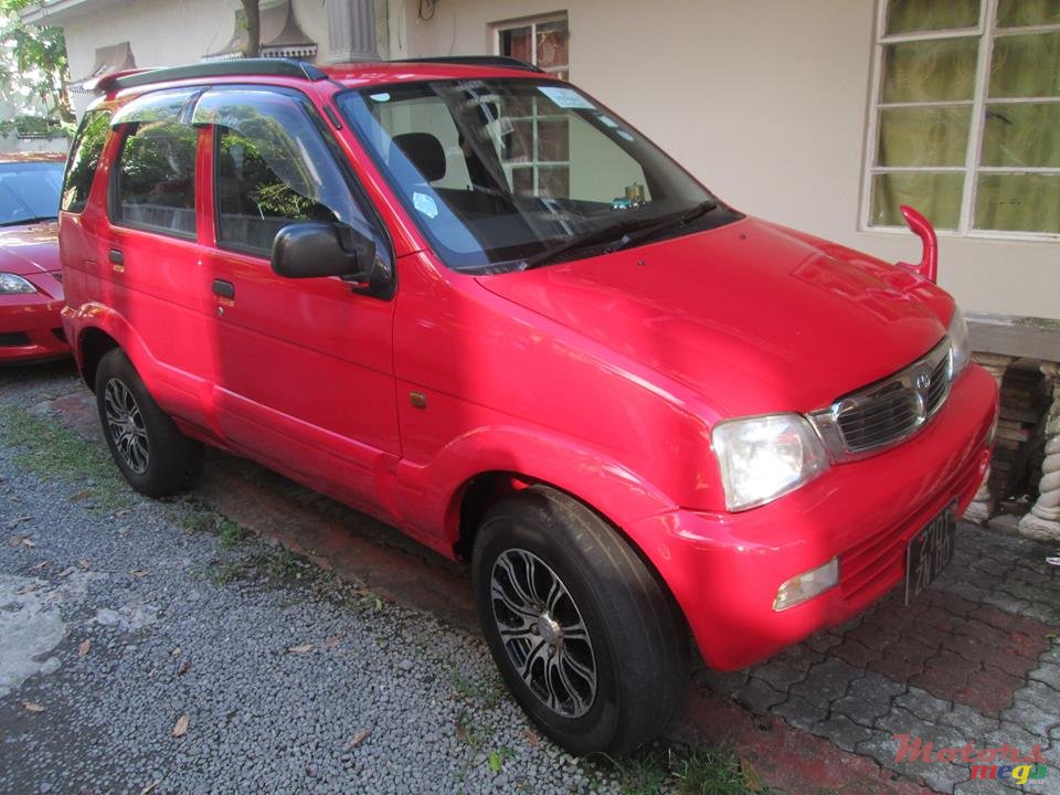 2000' Toyota Cami photo #4