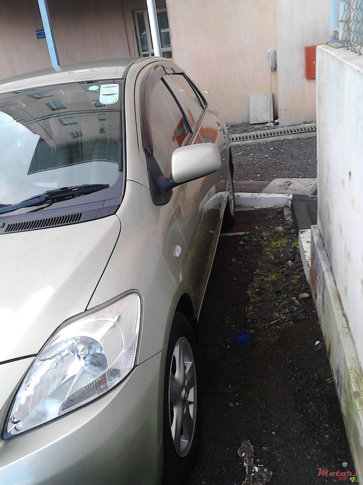 2007' Toyota Yaris photo #4