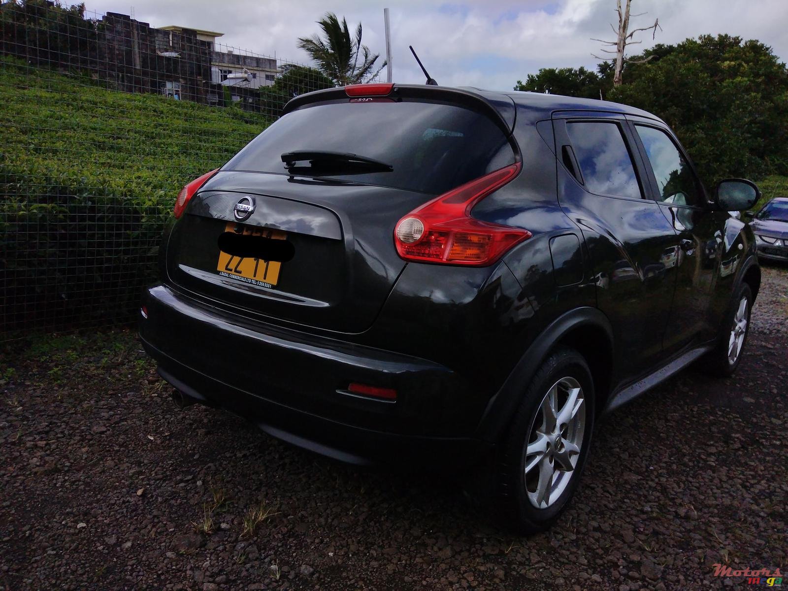 2011' Nissan Juke photo #2