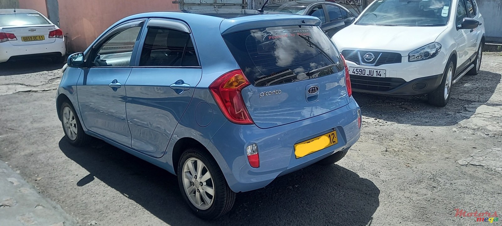 2012' Kia Picanto photo #2