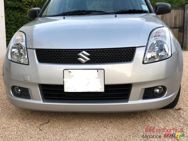 2008' Suzuki Swift photo #1