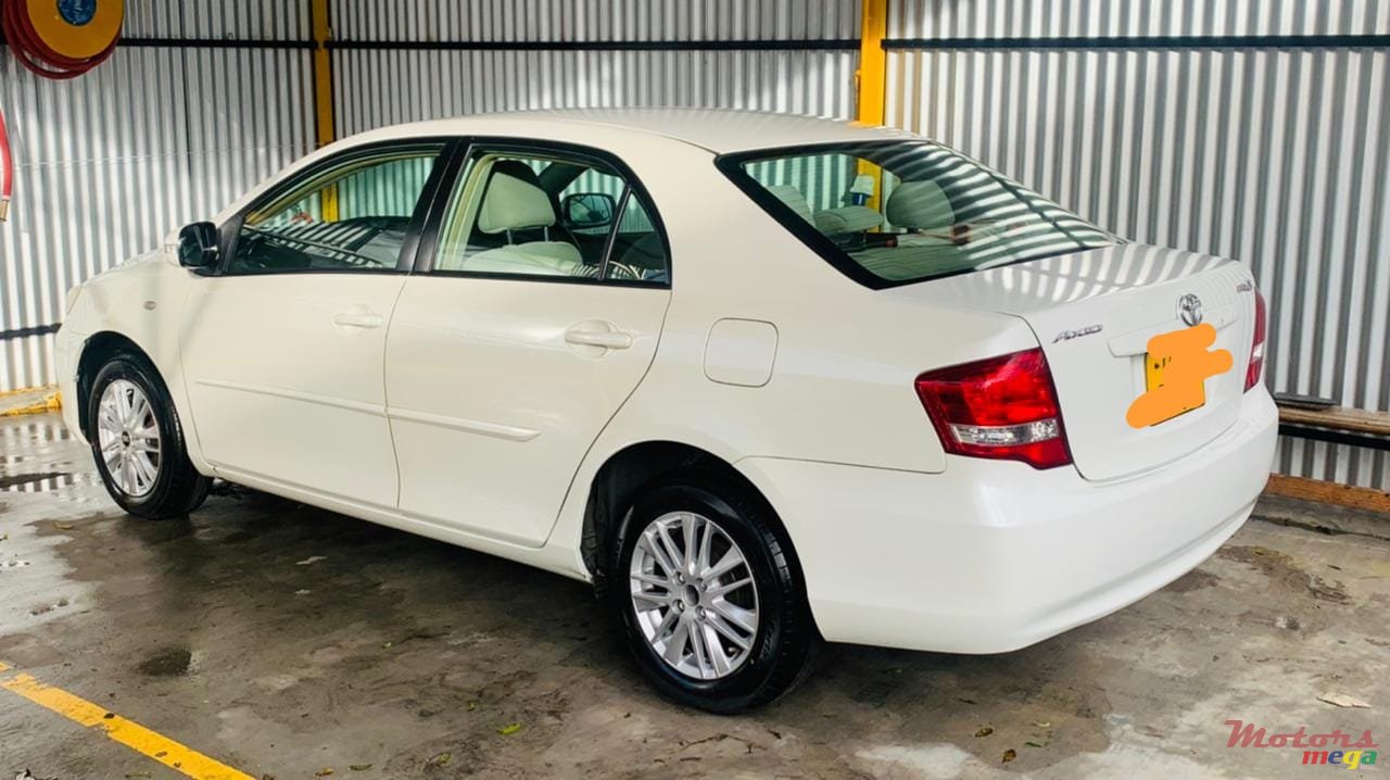 2008' Toyota Axio photo #1