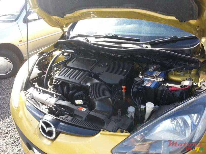 2008' Mazda Demio RS Version photo #3