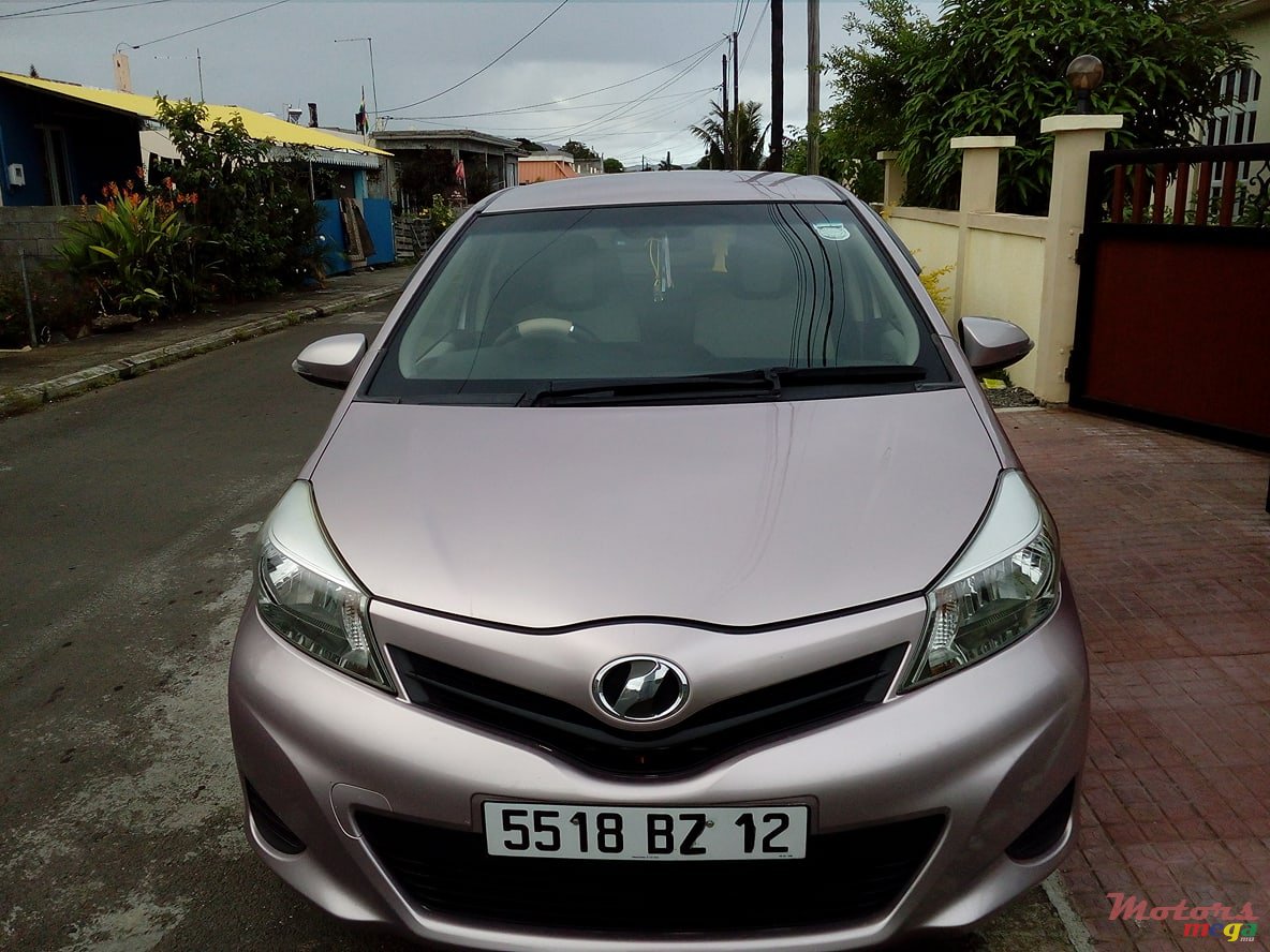 2012' Toyota Vitz photo #1