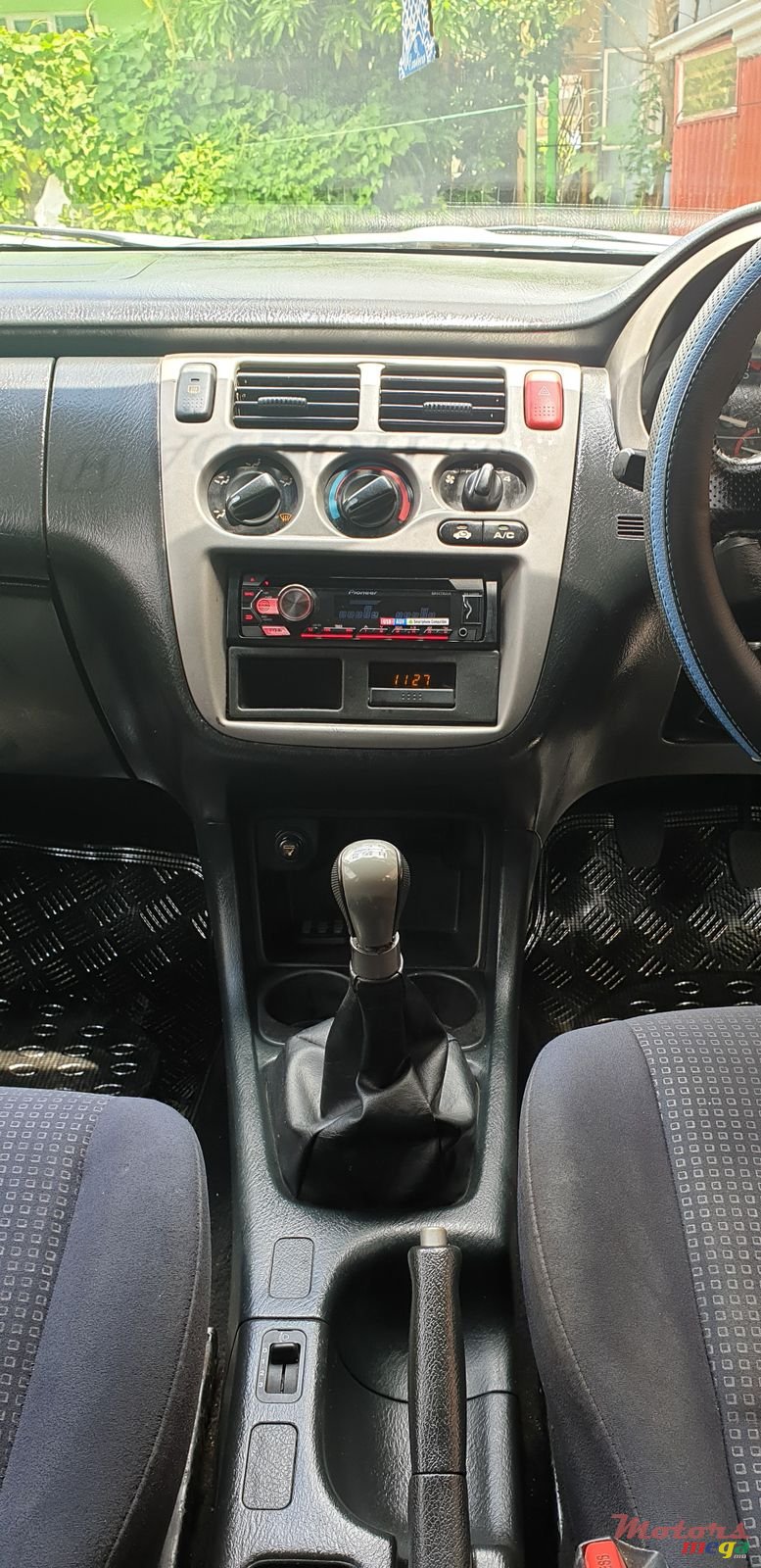 2005' Honda HR-V photo #7