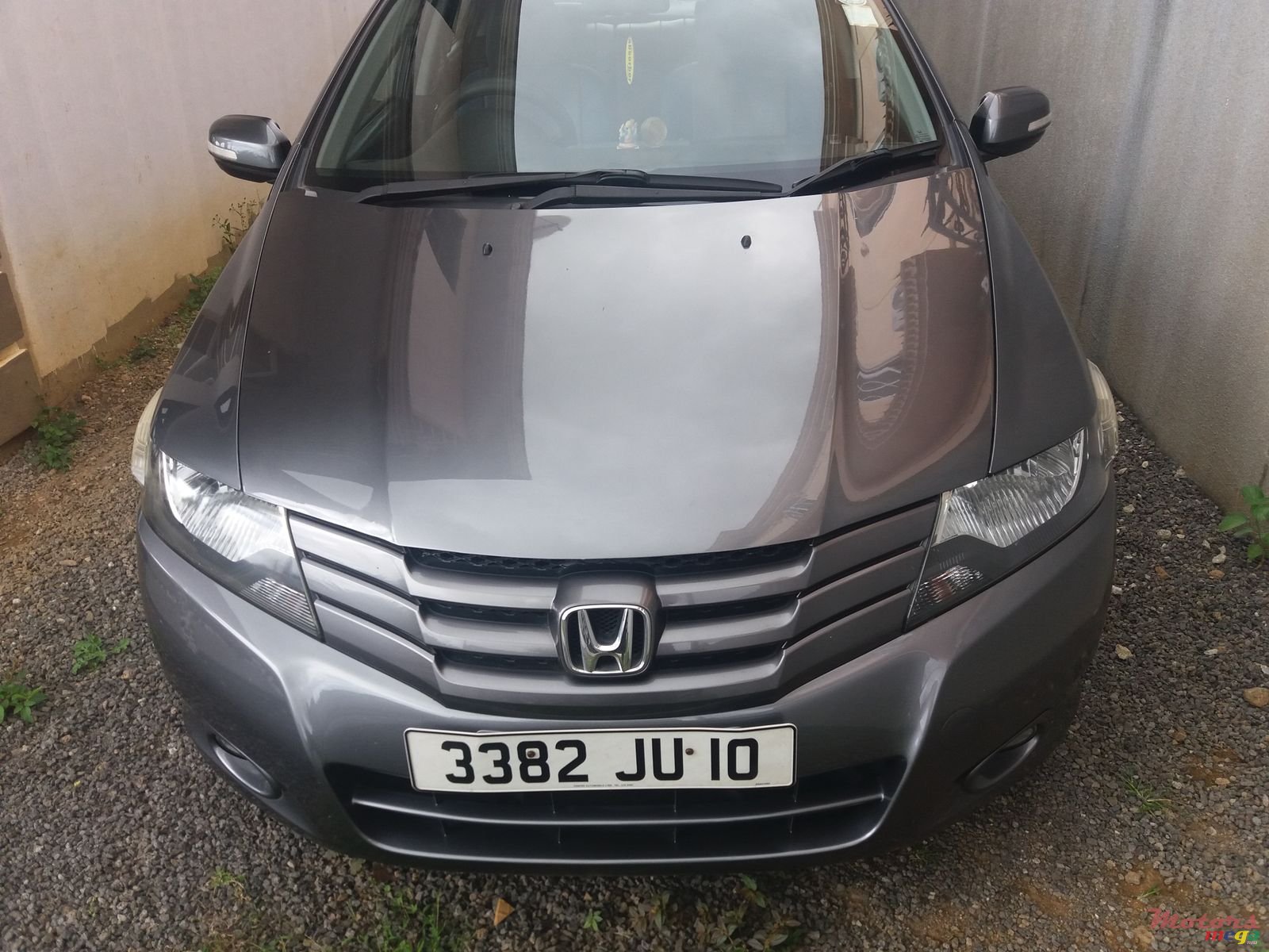 2010' Honda City Leather interior photo #2