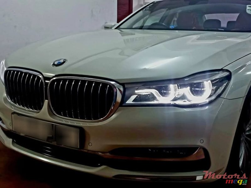 2018' BMW photo #1