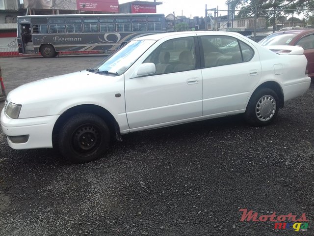 1997' Toyota Carina photo #4