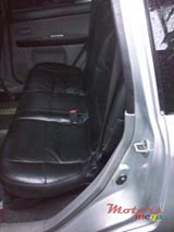 2004' Mazda 2 photo #2