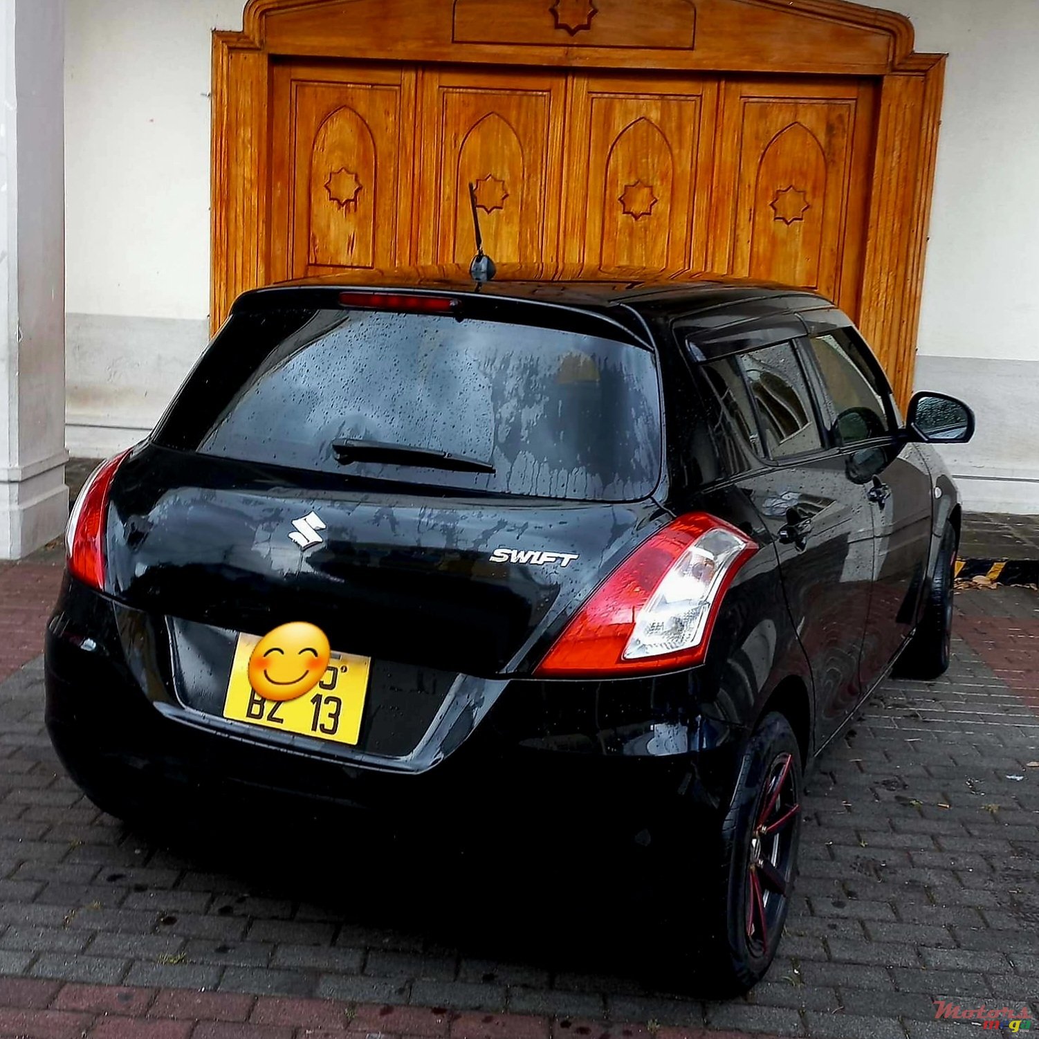 2013' Suzuki Swift photo #3