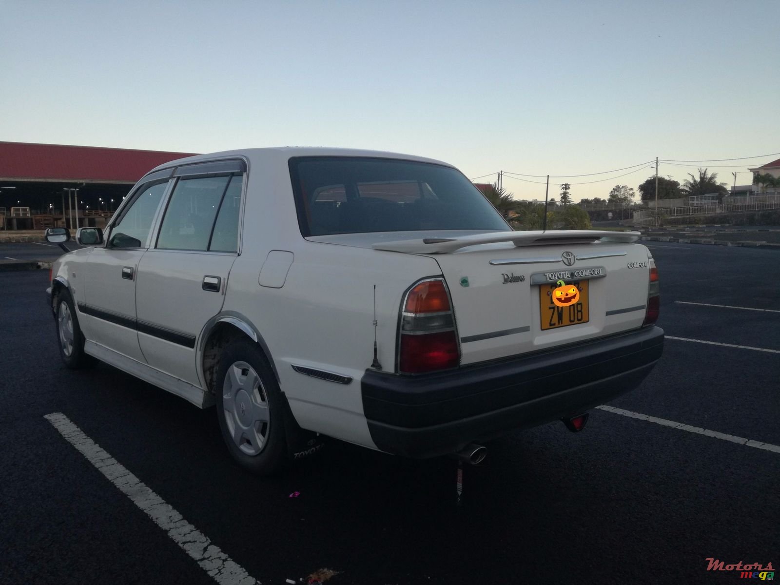 2008' Toyota Crown photo #1