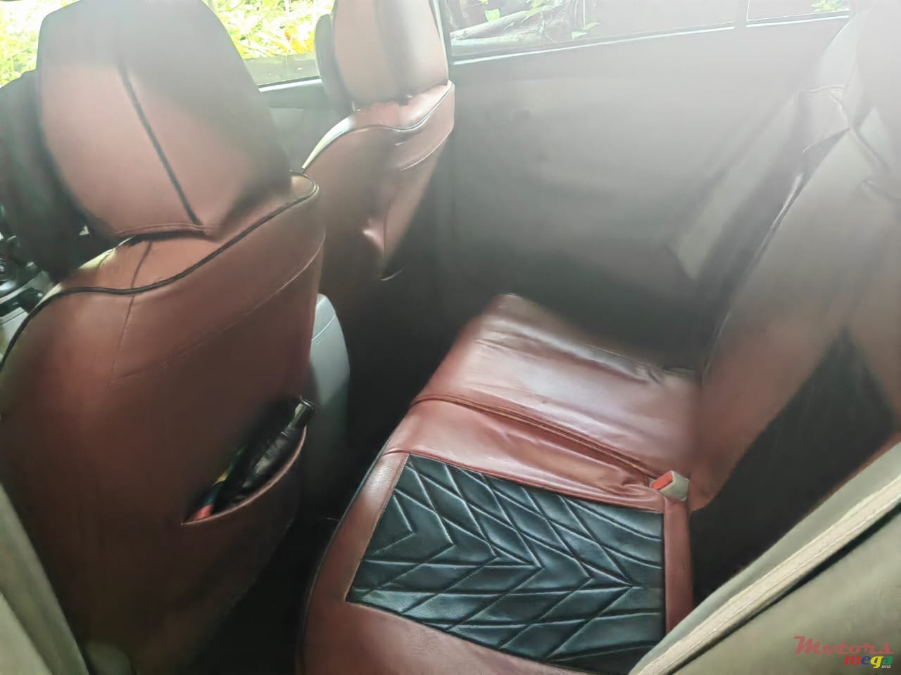 2010' Toyota Axio photo #4