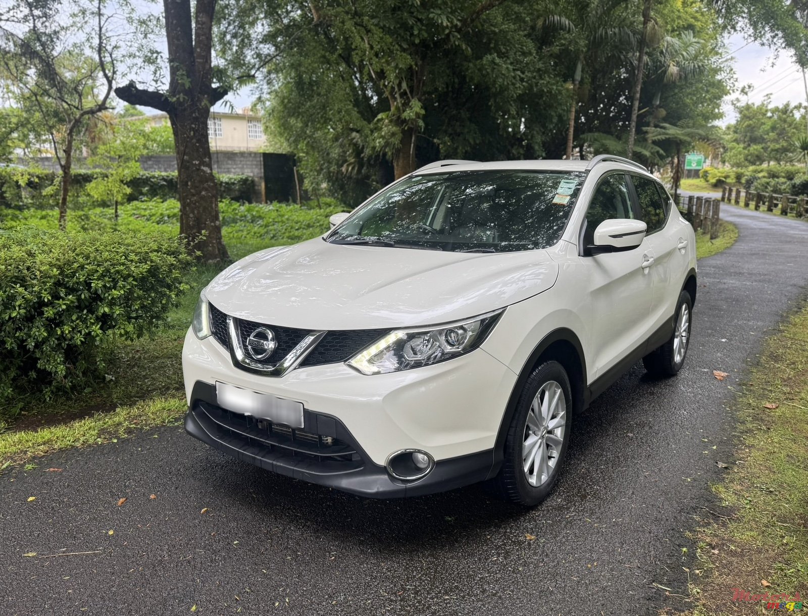 2017' Nissan Qashqai 1.6 Diesel photo #2