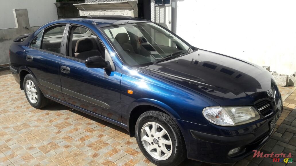 2002' Nissan Stanza N16 EX-Saloon photo #2