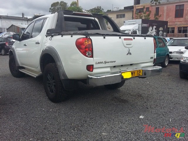 2012' Mitsubishi L 200 Sportero photo #5