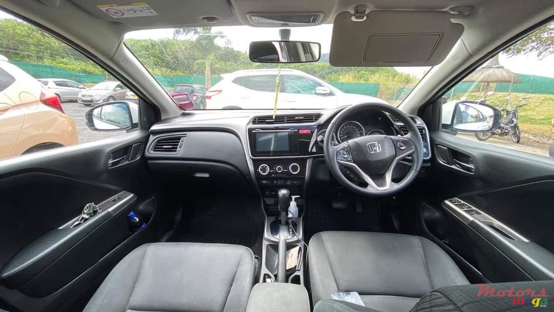 2016' Honda Ballade photo #3