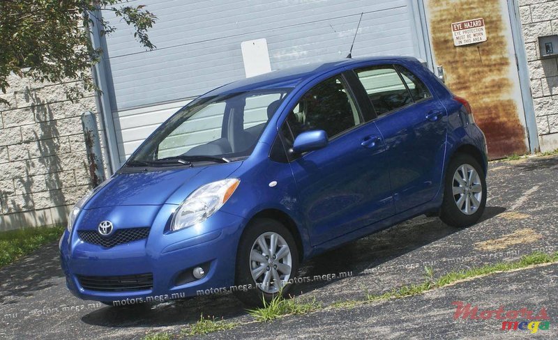2007' Toyota Yaris photo #1