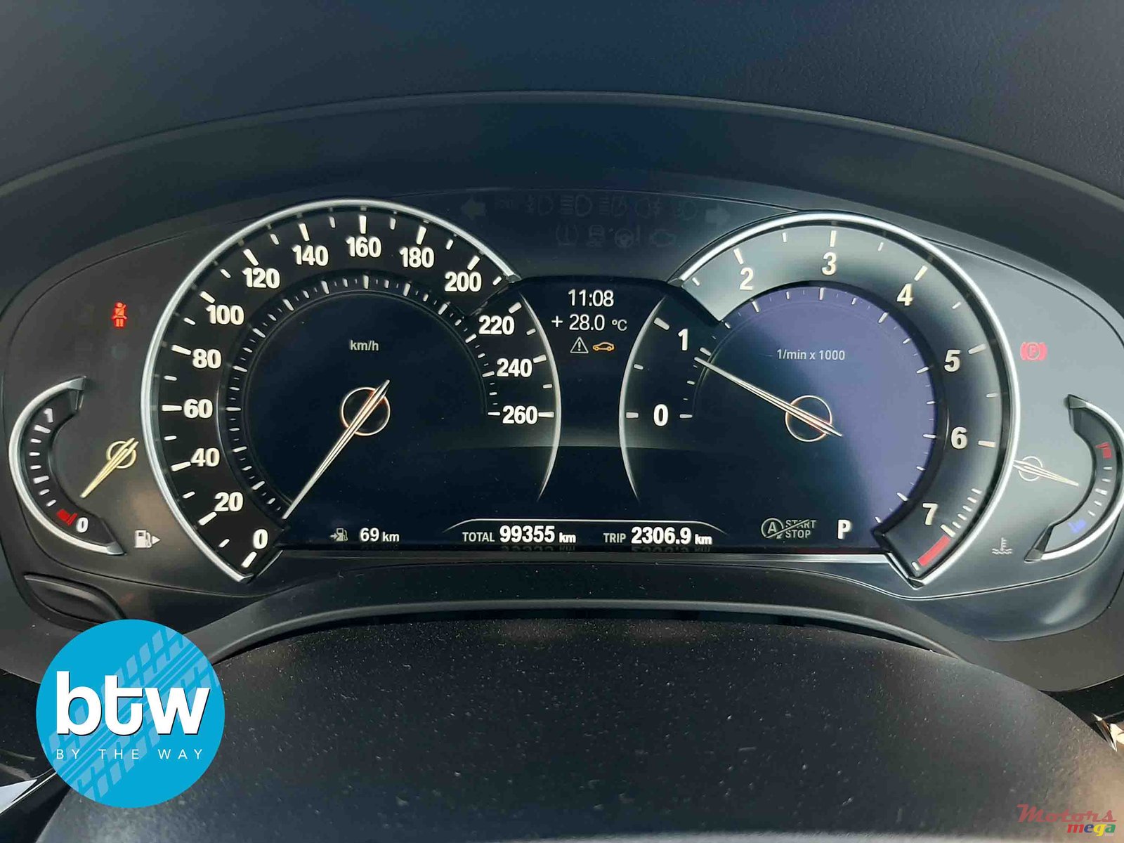 2017' BMW 5 Series photo #7