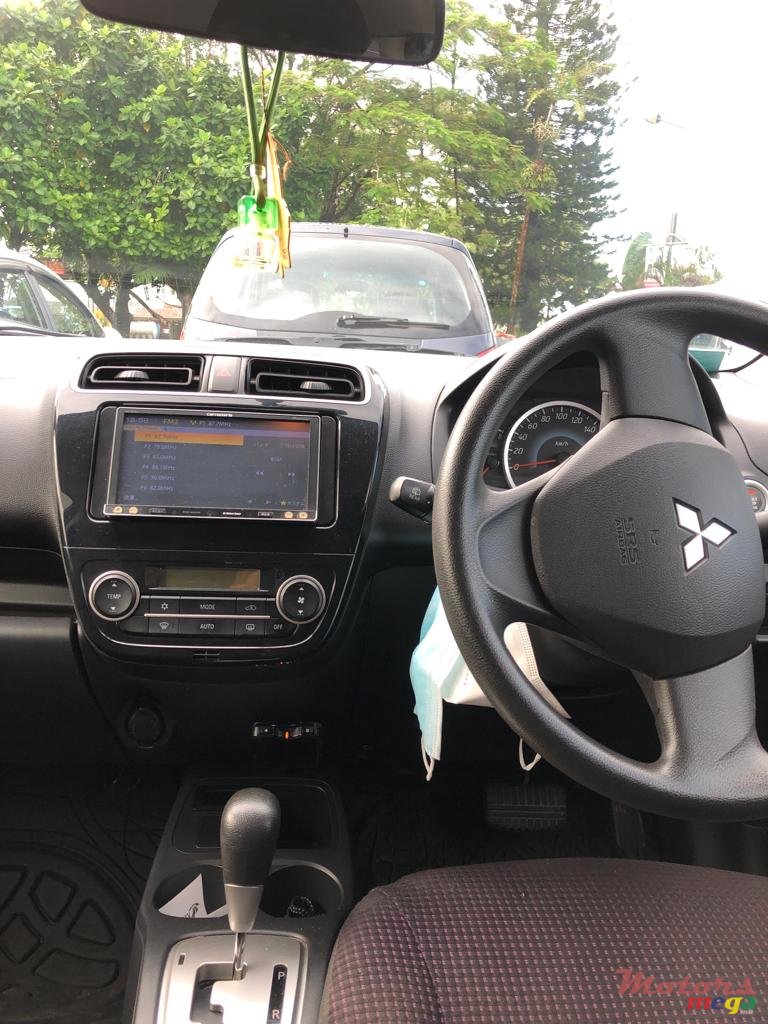 2014' Mitsubishi Mirage photo #4