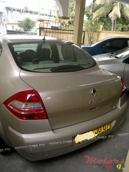 2014' Renault BERLINE photo #2