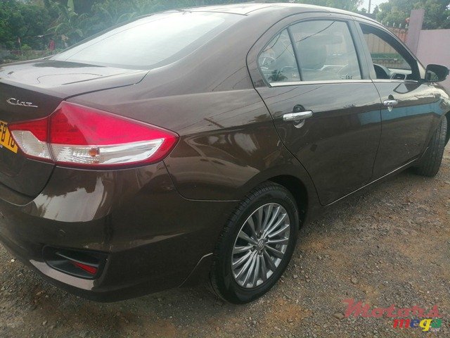 2016' Suzuki Ciaz photo #3