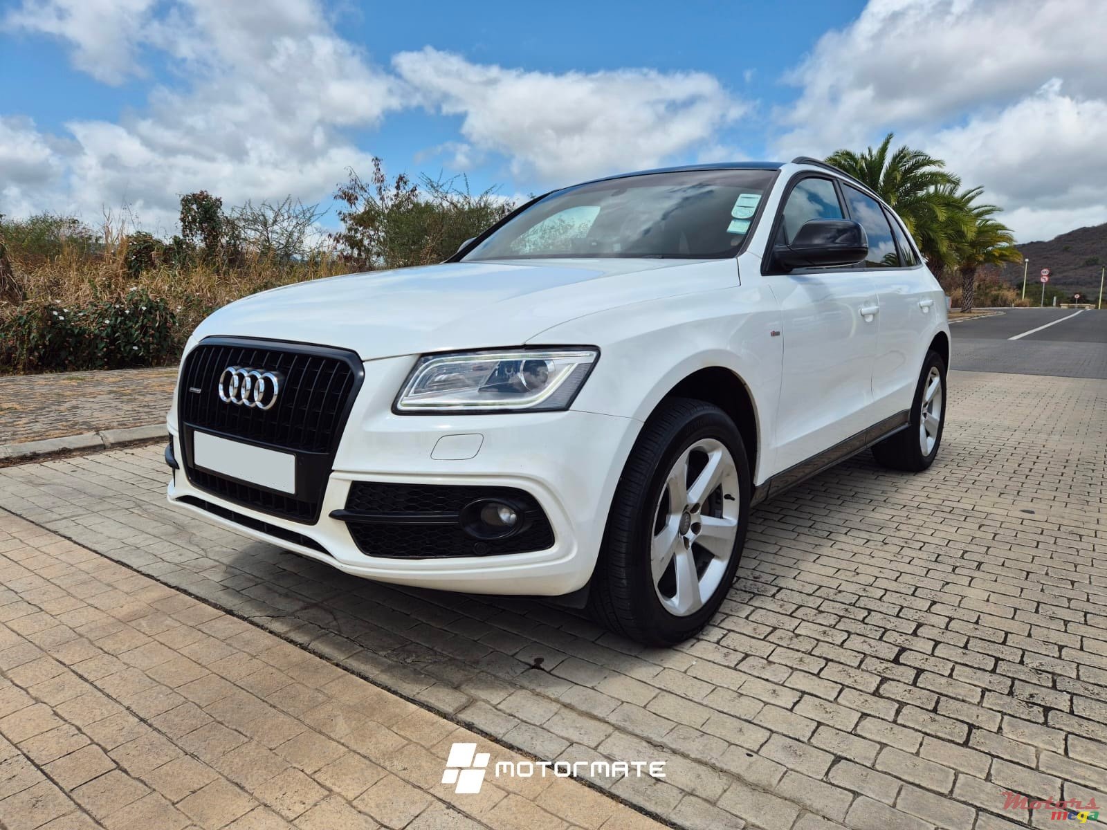 2014' Audi Q5 SLINE photo #2
