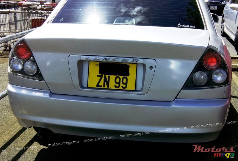 1999' Mitsubishi photo #2