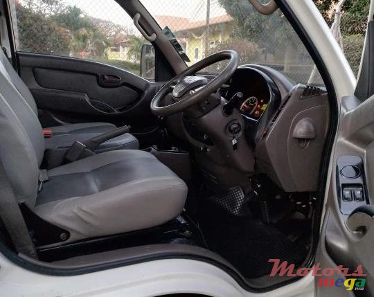 2019' Hyundai H10 photo #4