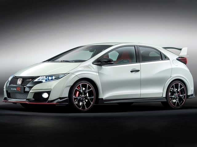 Honda Finally Rolls Out the Production Version of the Civic Type R in Geneva