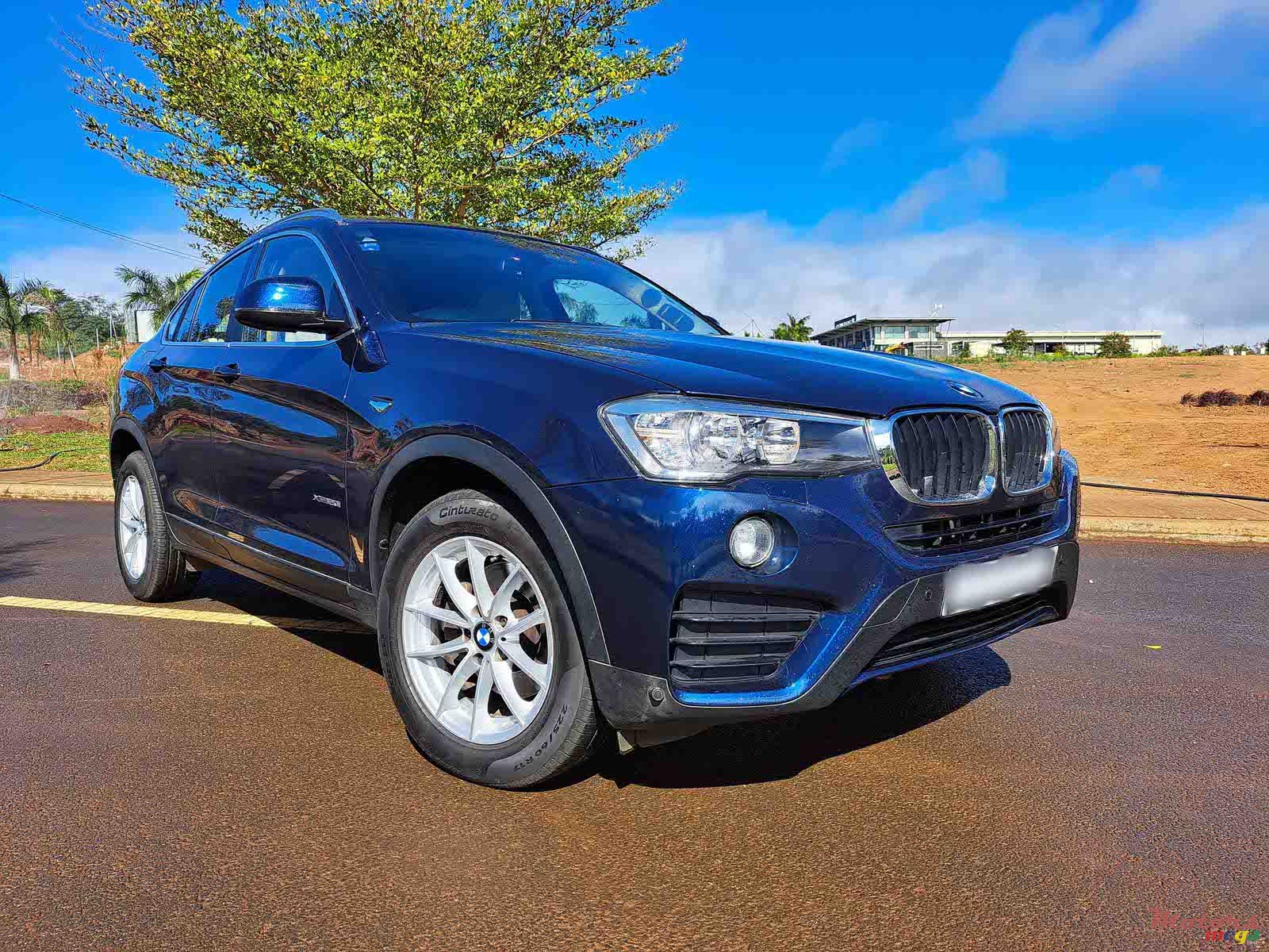 2017' BMW X4 XDRIVE photo #1
