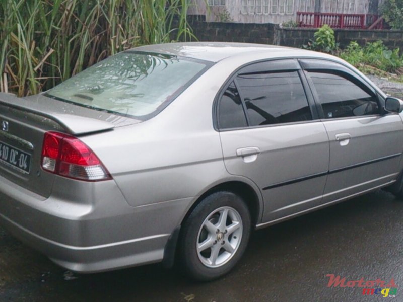 2004' Honda Civic 150i photo #1