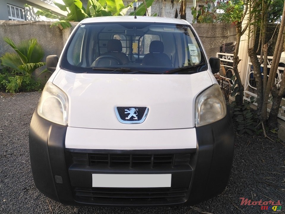 2013' Peugeot Bipper photo #1
