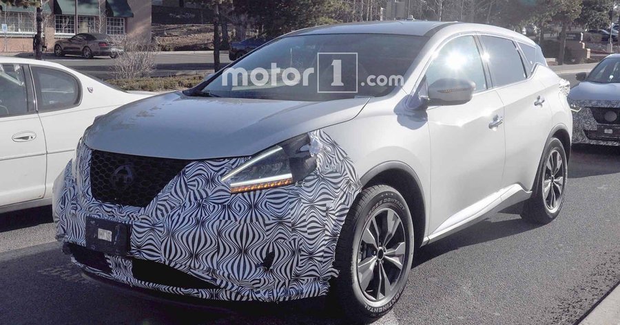 Refreshed Nissan Murano Spied With New Headlights Shining