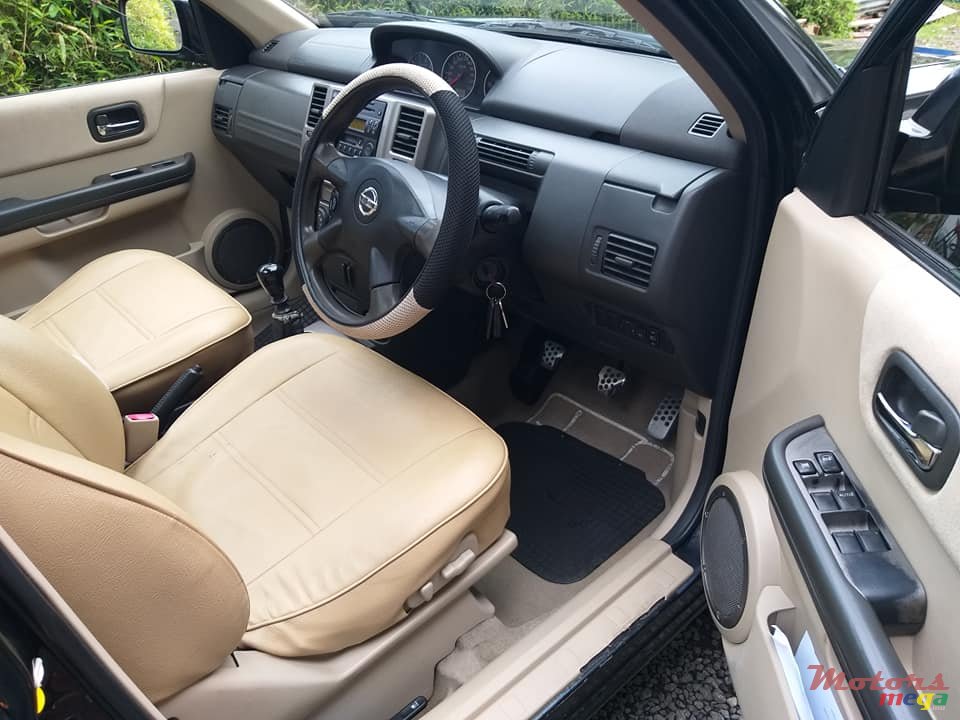 2006' Nissan X-Trail 2.2l TURBO DIESEL photo #3
