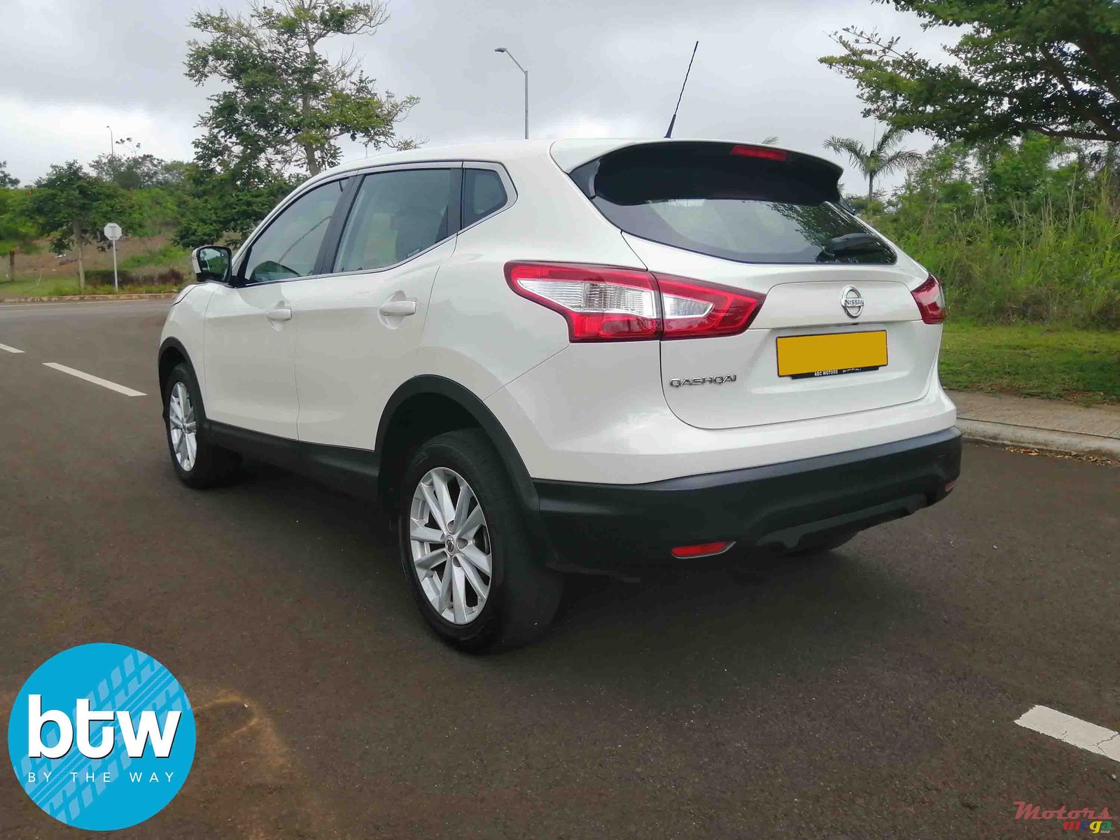 2015' Nissan Qashqai photo #3