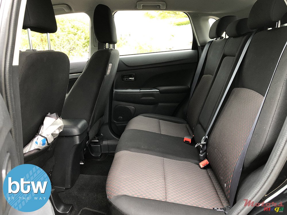 2018' Mitsubishi ASX photo #6