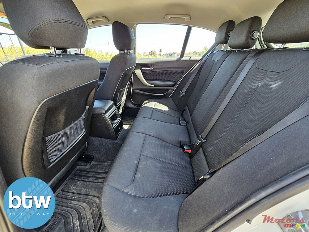 2017' BMW 116 photo #6