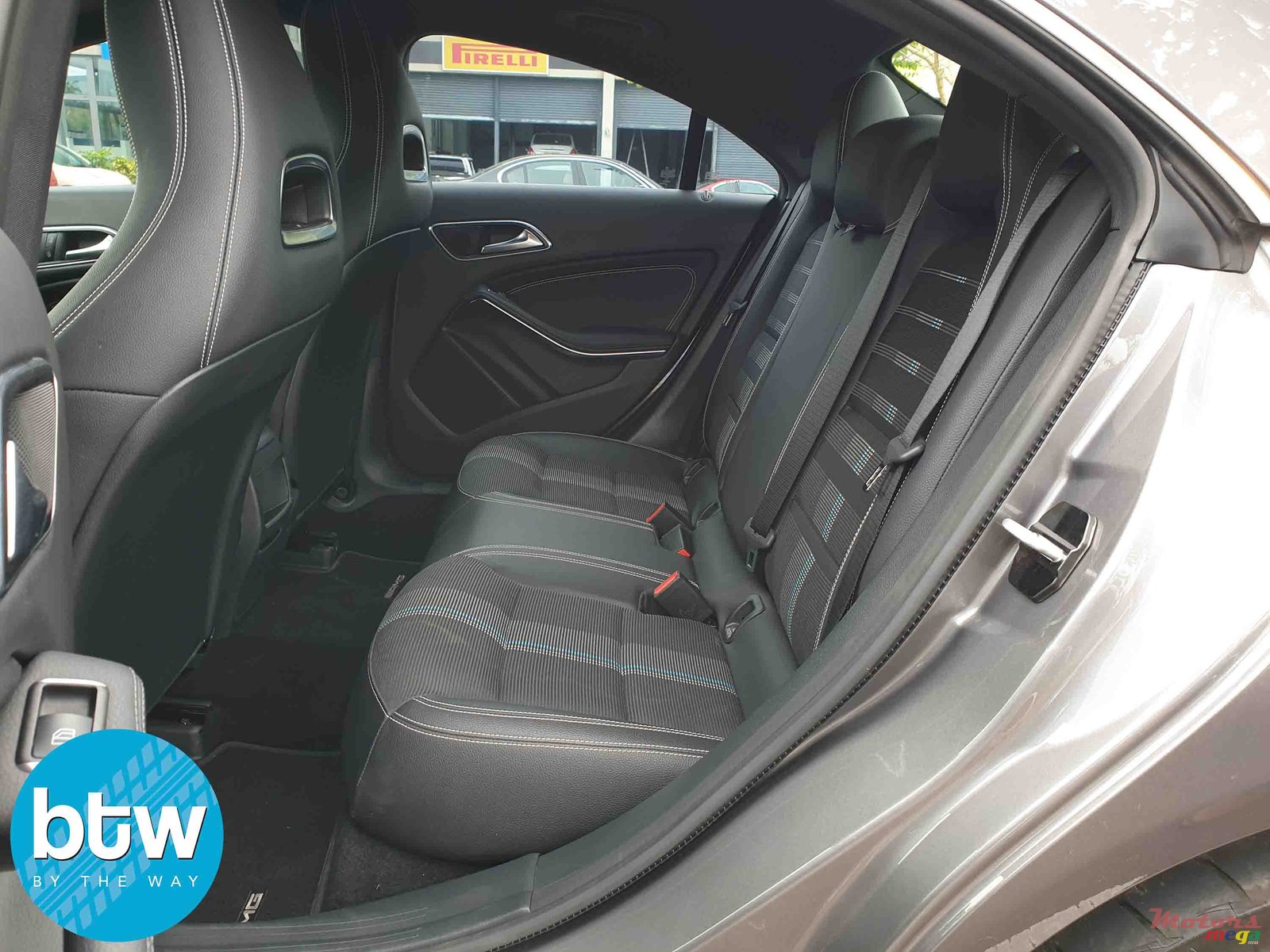 2017' Mercedes-Benz CLA 200 Urban Line photo #4