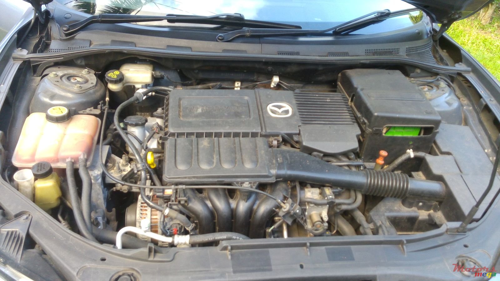 2005' Mazda Mazda3 photo #1