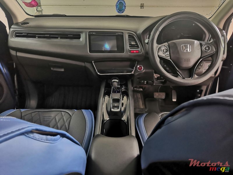 2014' Honda Vezel Hybrid photo #3