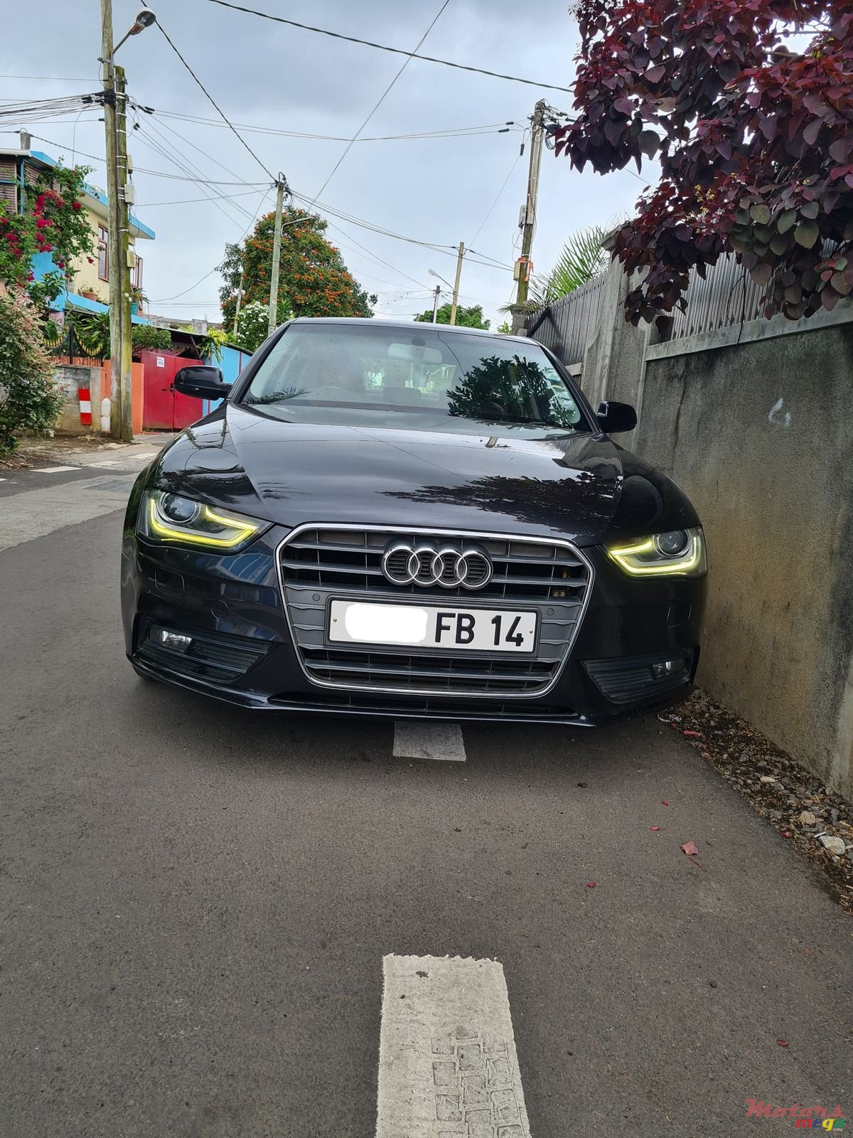 2014' Audi A4 Turbo photo #3