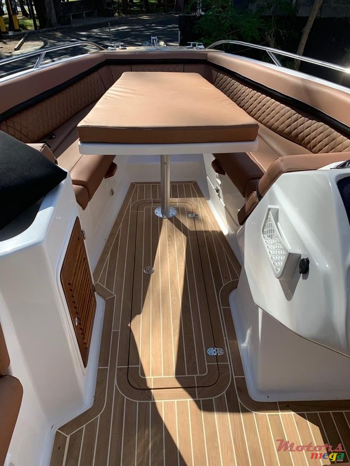 2020' Legend photo #2