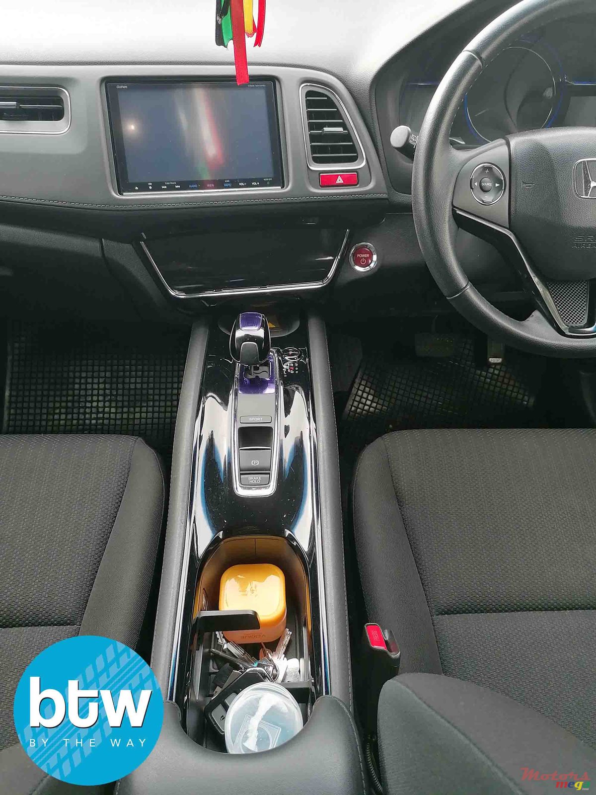 2015' Honda Vezel X Package photo #6