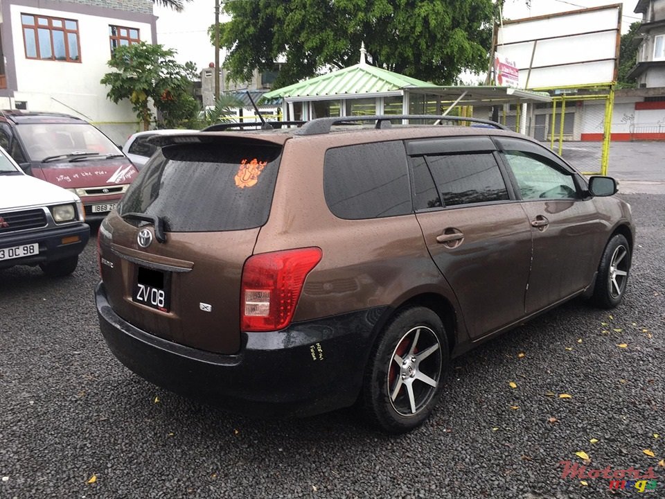 2008' Toyota Fielder photo #1