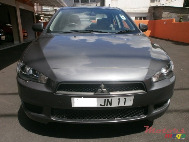 2011' Mitsubishi Lancer X photo #1