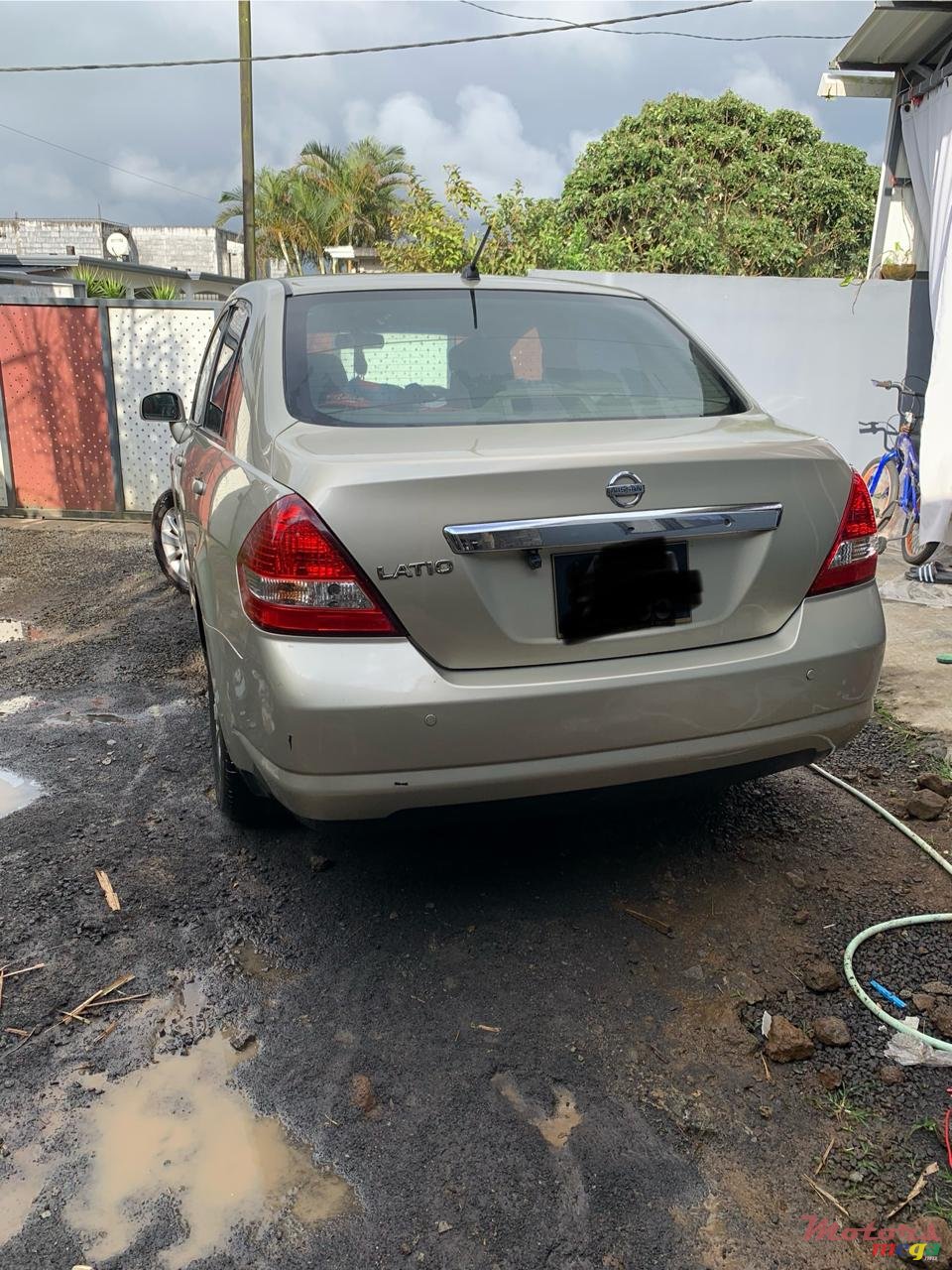 2005' Nissan Tiida photo #6