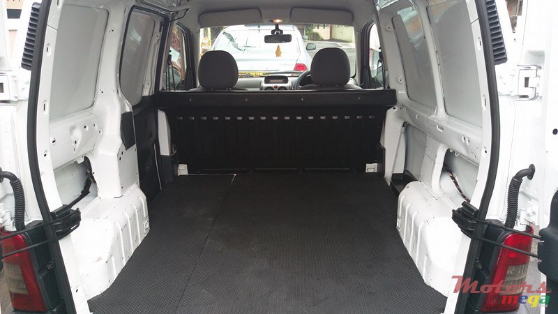 2009' Citroen Berlingo photo #3